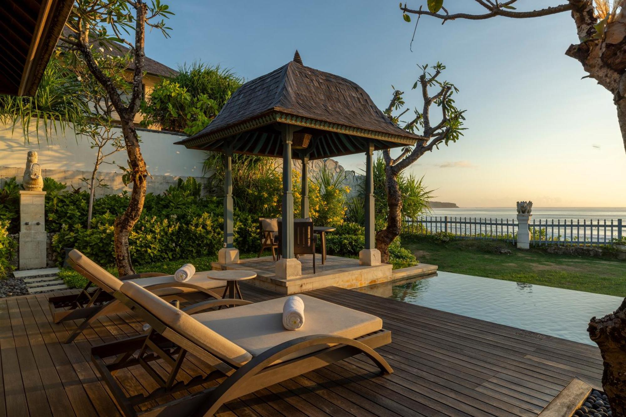 Jumeirah Bali Resort 5*