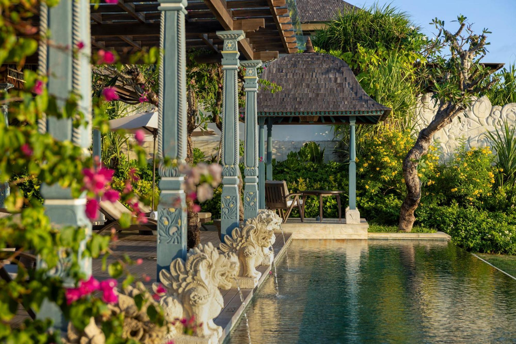 Jumeirah Bali Resort 5*