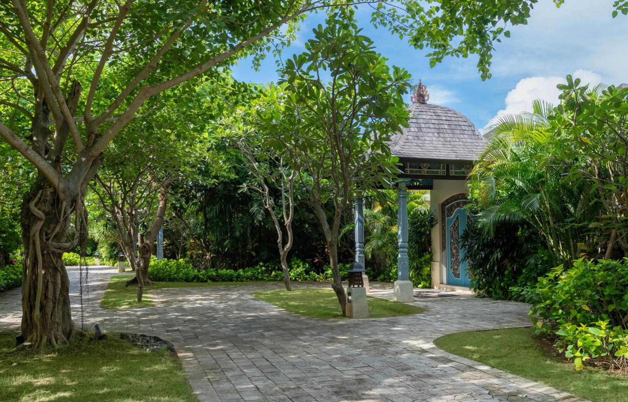 Jumeirah Bali Resort 5*